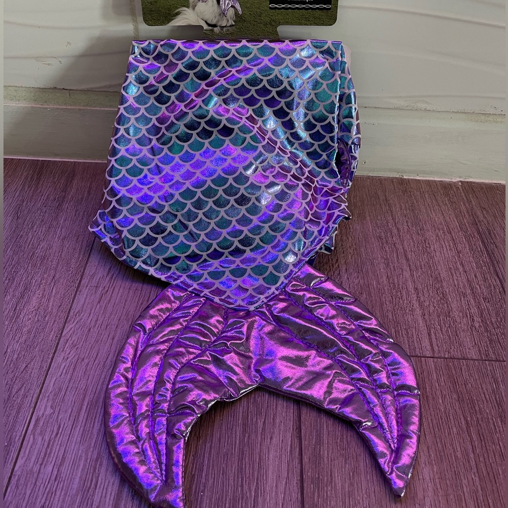 NWT size medium doggie mermaid costume/outfit